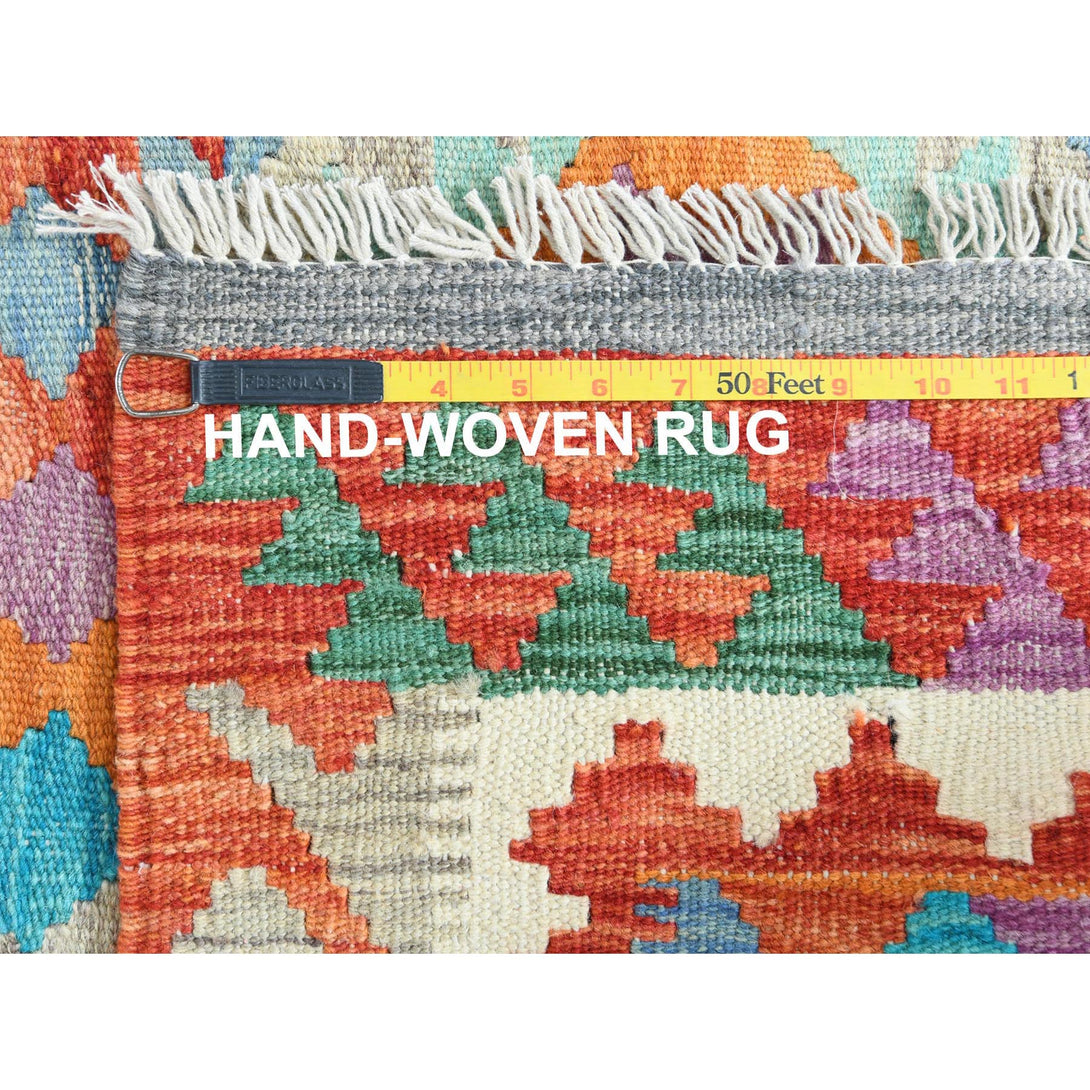 Handmade Flat Weave Area Rug > Design# CCSR81320 > Size: 4'-1" x 5'-8"