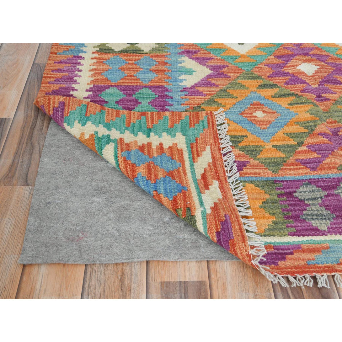 Handmade Flat Weave Area Rug > Design# CCSR81325 > Size: 4'-2" x 6'-0"