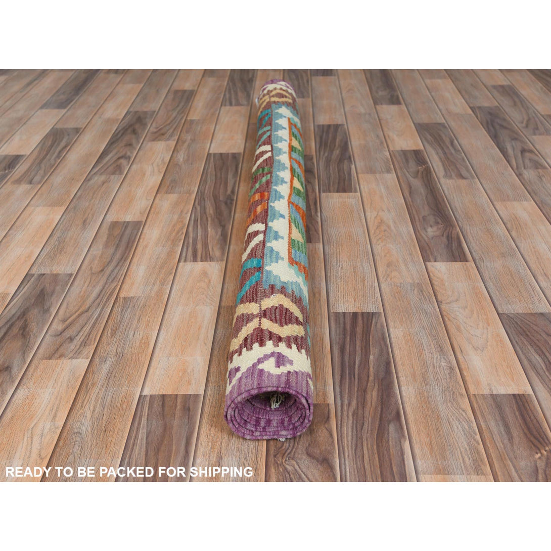 Handmade Flat Weave Area Rug > Design# CCSR81328 > Size: 4'-6" x 5'-10"