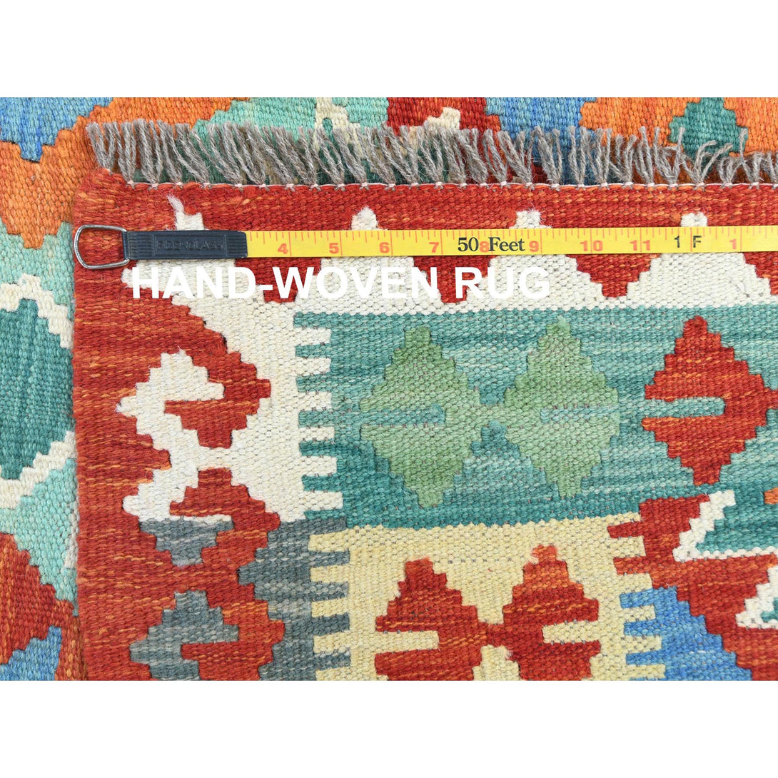 Handmade Flat Weave Area Rug > Design# CCSR81370 > Size: 4'-1" x 6'-0"