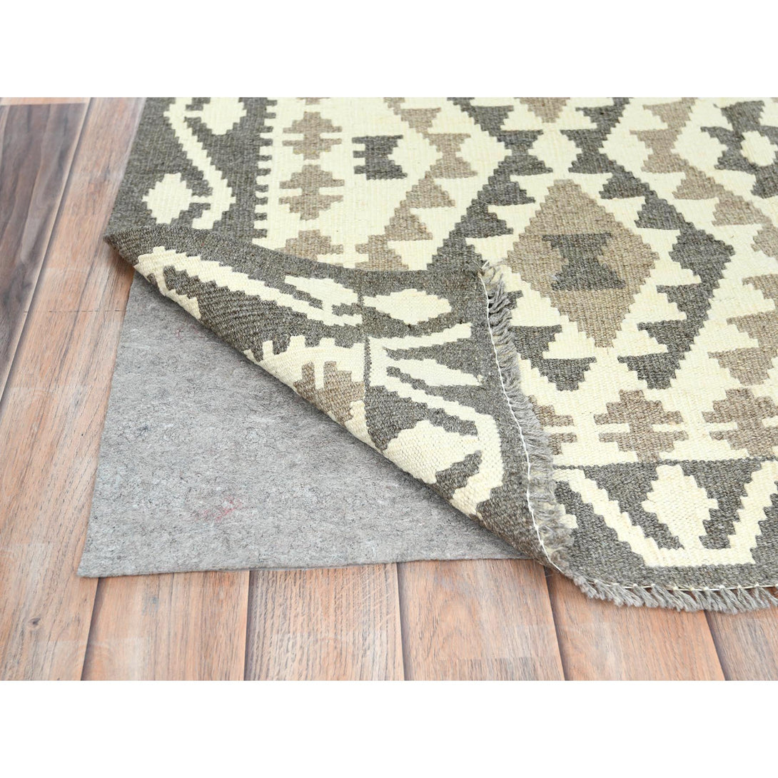 Handmade Flat Weave Area Rug > Design# CCSR82475 > Size: 4'-0" x 5'-10"
