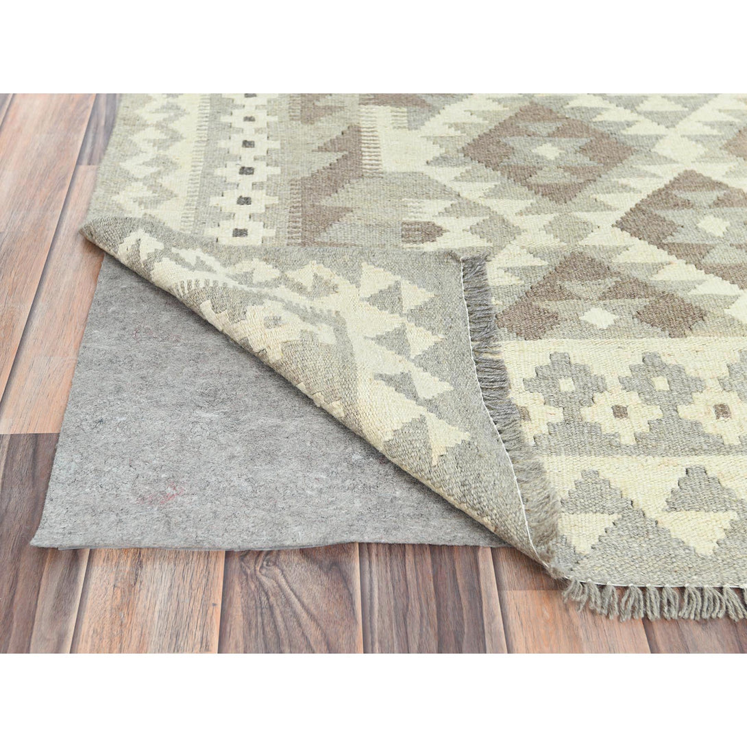 Handmade Flat Weave Area Rug > Design# CCSR82490 > Size: 5'-1" x 6'-6"