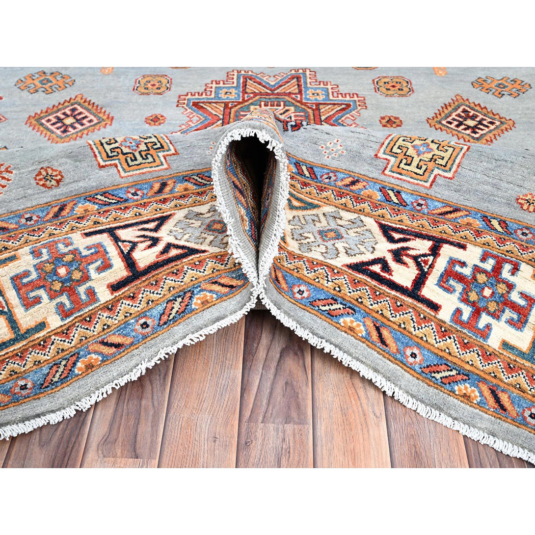 Handmade Kazak Area Rug > Design# CCSR85423 > Size: 6'-6" x 9'-8"