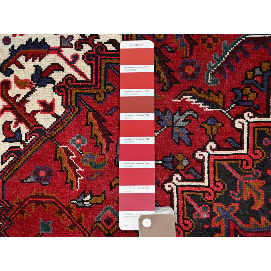 Hand Knotted  Rectangle Area Rug > Design# CCSR85900 > Size: 6'-7" x 9'-6"