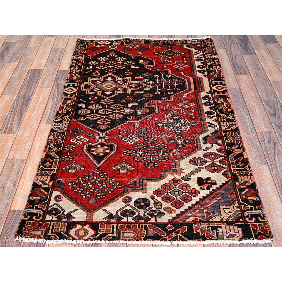 Hand Knotted  Rectangle Area Rug > Design# CCSR86080 > Size: 3'-2" x 4'-10"