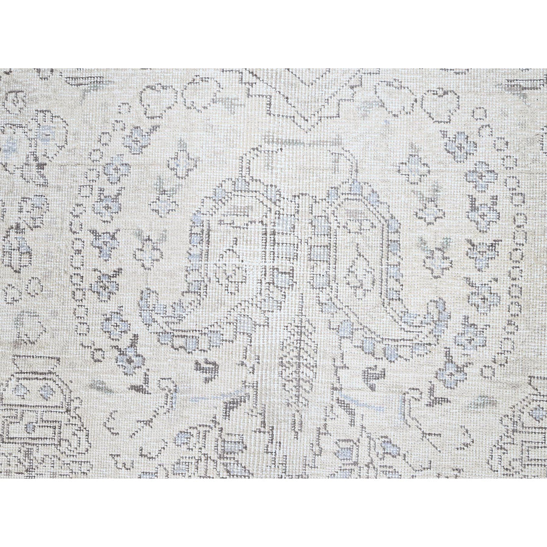 Hand Knotted  Rectangle Area Rug > Design# CCSR86188 > Size: 9'-0" x 10'-11"