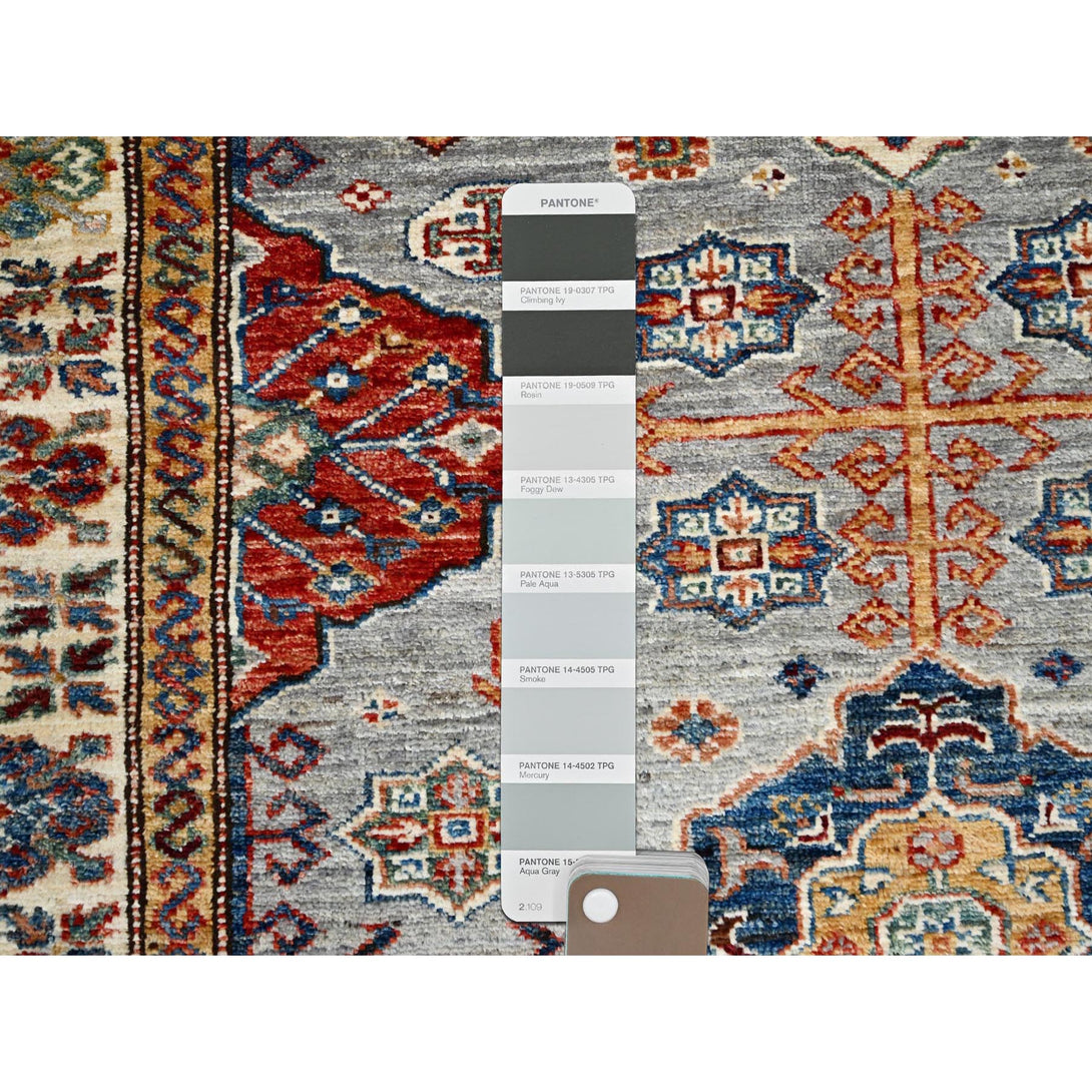 Hand Knotted  Rectangle Area Rug > Design# CCSR86320 > Size: 3'-11" x 5'-11"