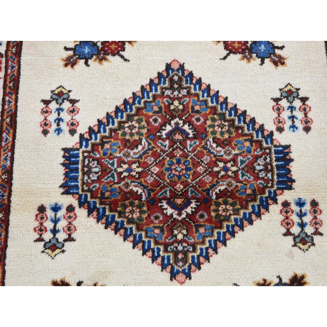 Hand Knotted  Rectangle Area Rug > Design# CCSR87459 > Size: 3'-3" x 4'-3"