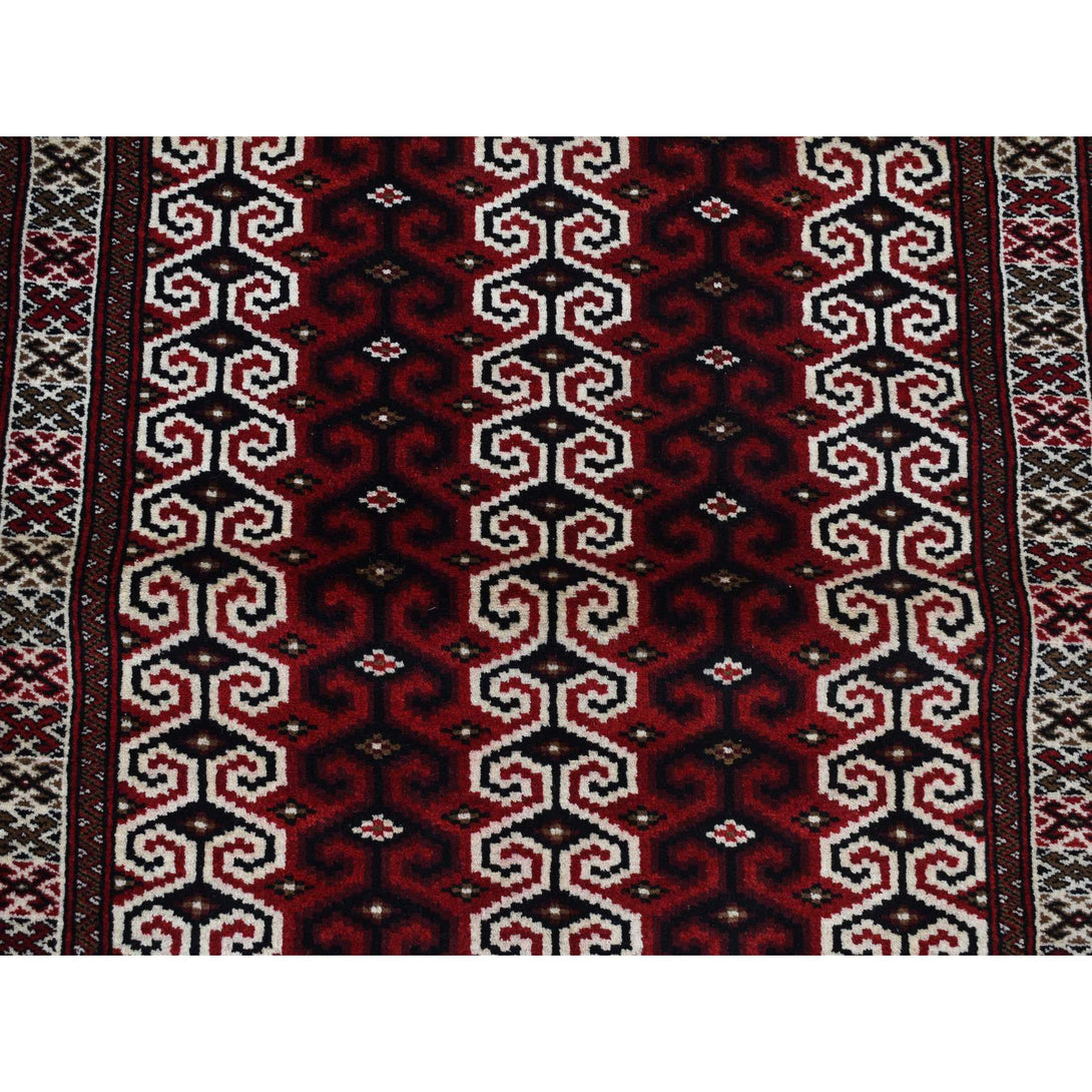 Hand Knotted  Rectangle Area Rug > Design# CCSR87460 > Size: 3'-2" x 4'-1"