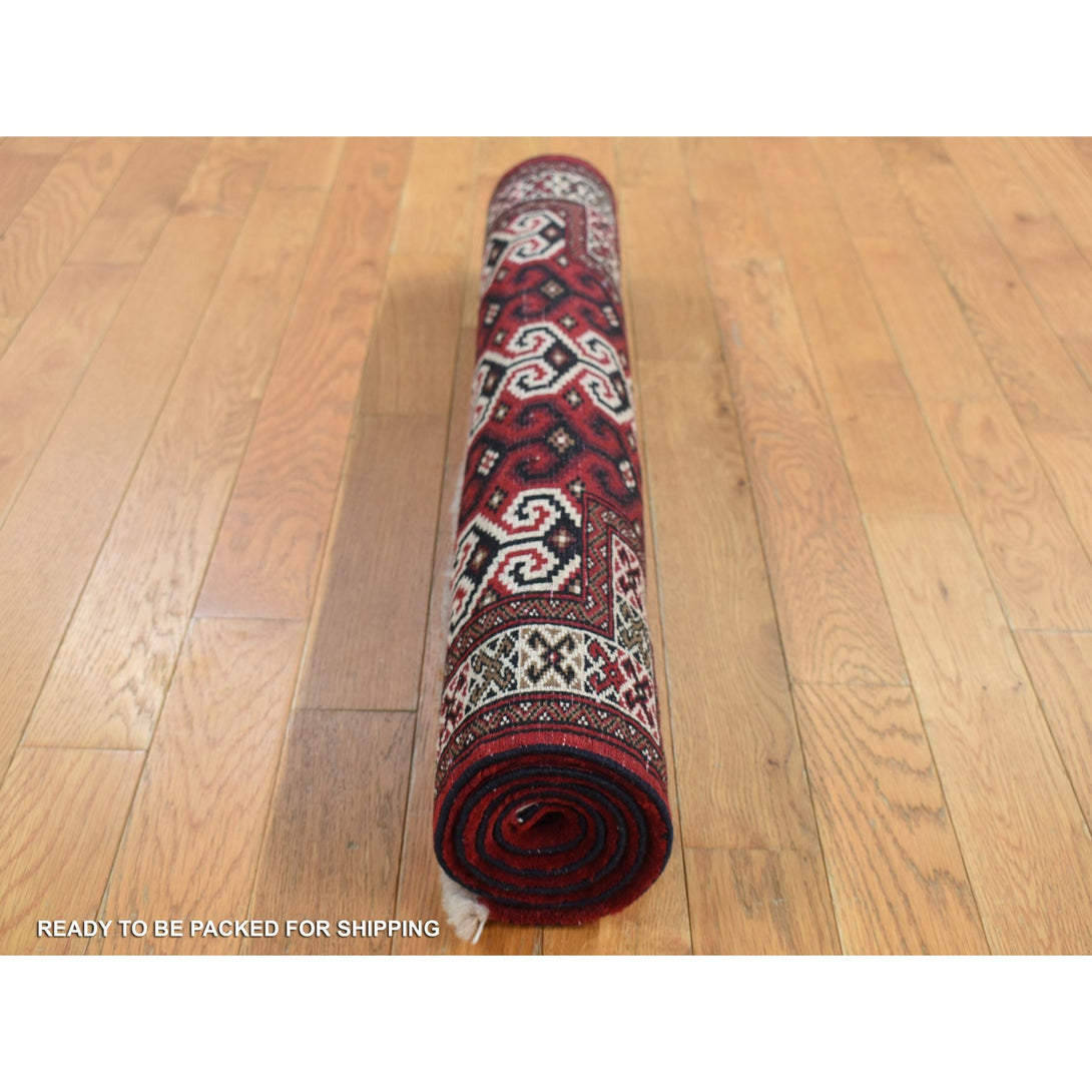 Hand Knotted  Rectangle Area Rug > Design# CCSR87460 > Size: 3'-2" x 4'-1"